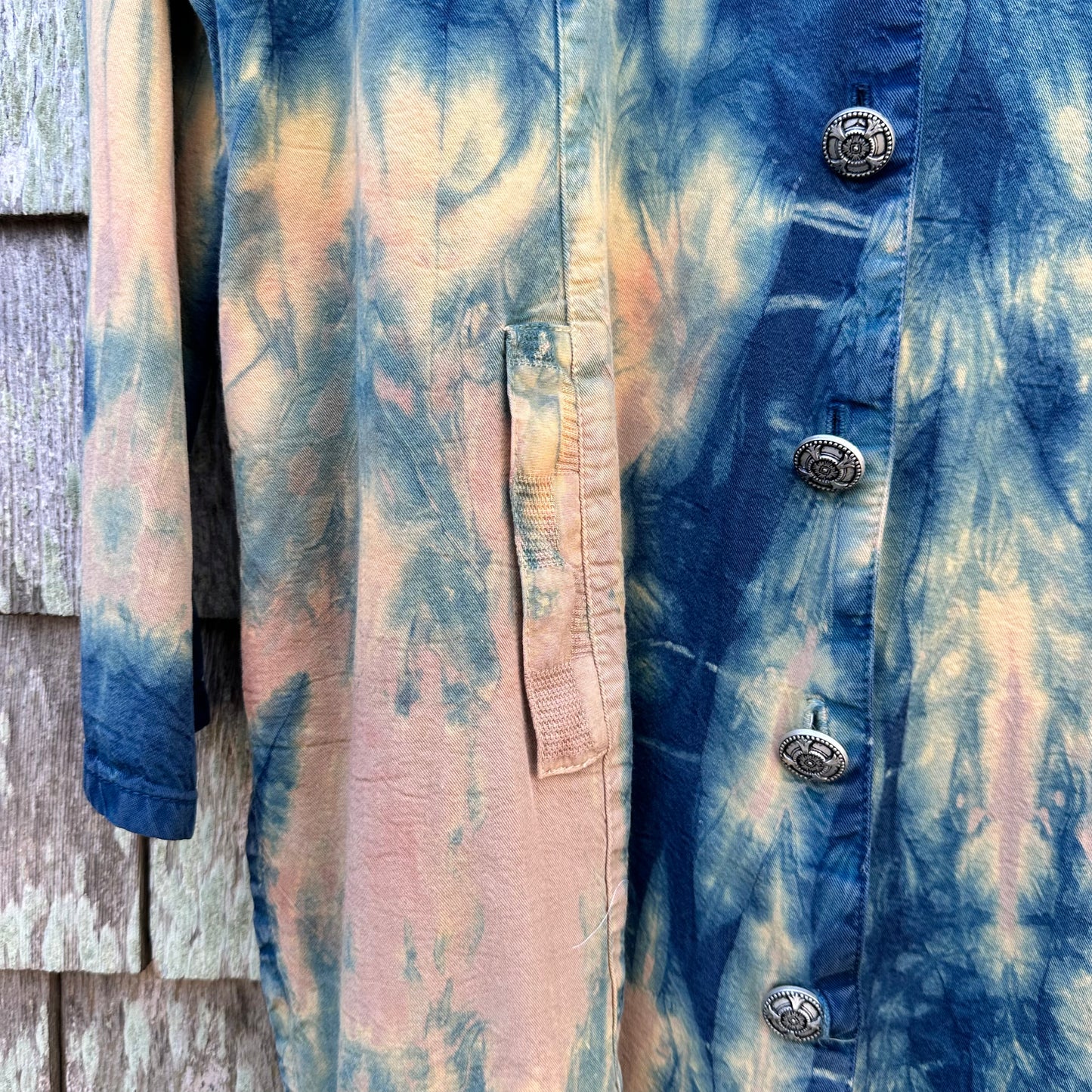 Froxx Upcycled Women's Button-down Size Medium