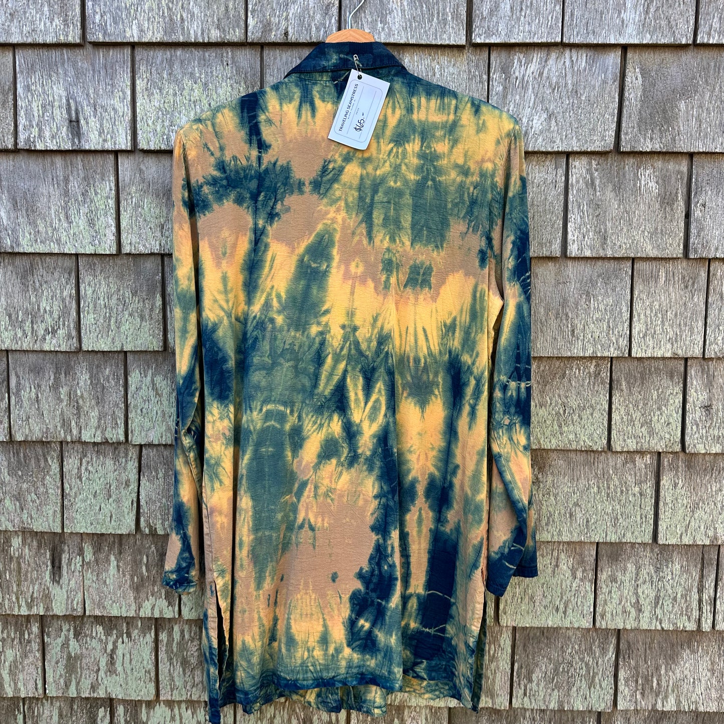 Froxx Upcycled Women's Button-down Size Medium