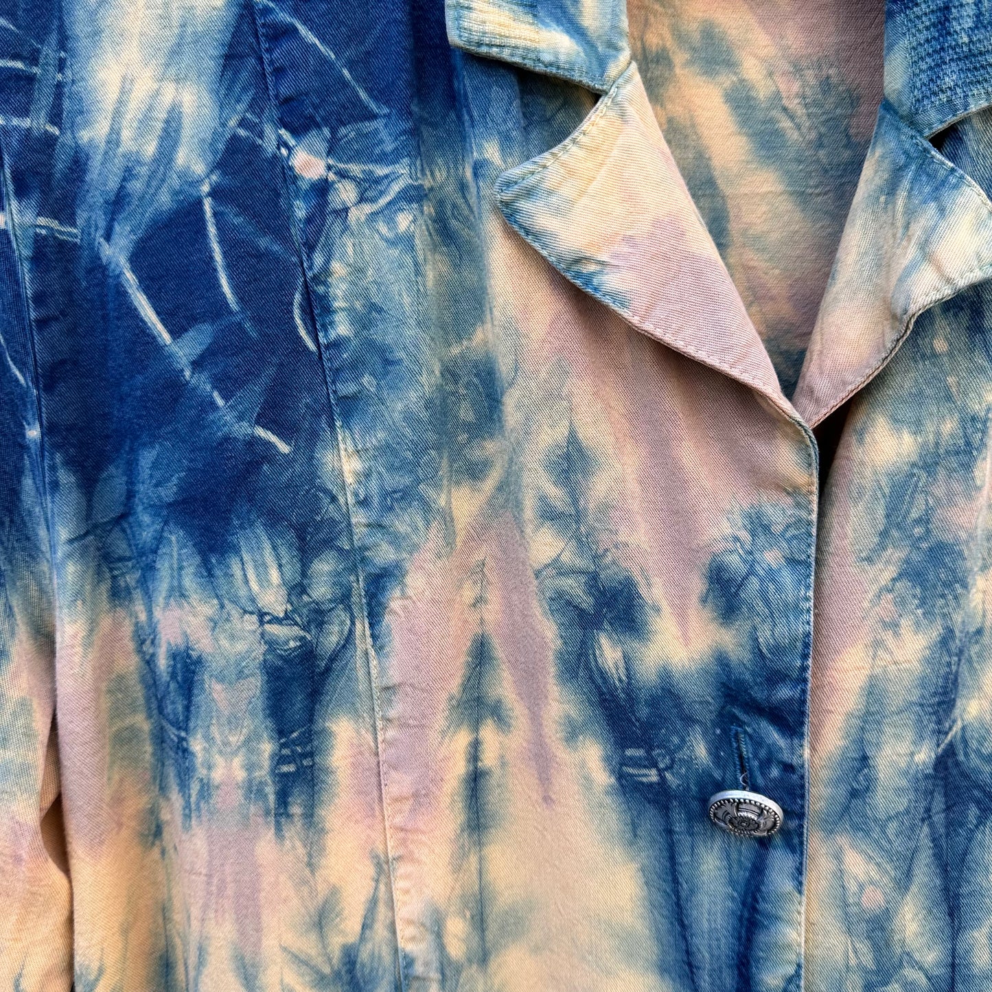 Froxx Upcycled Women's Button-down Size Medium