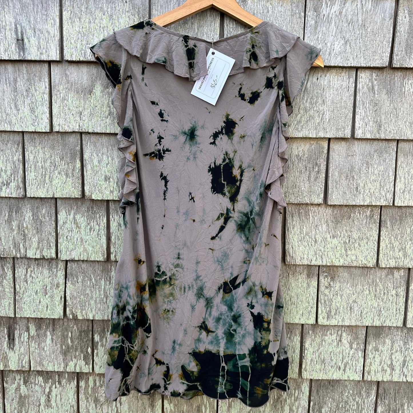 Banana Republic Upcycled Silk Ruffle Top Women's Size Medium